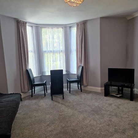 Town Stay Плімут Екстер'єр фото